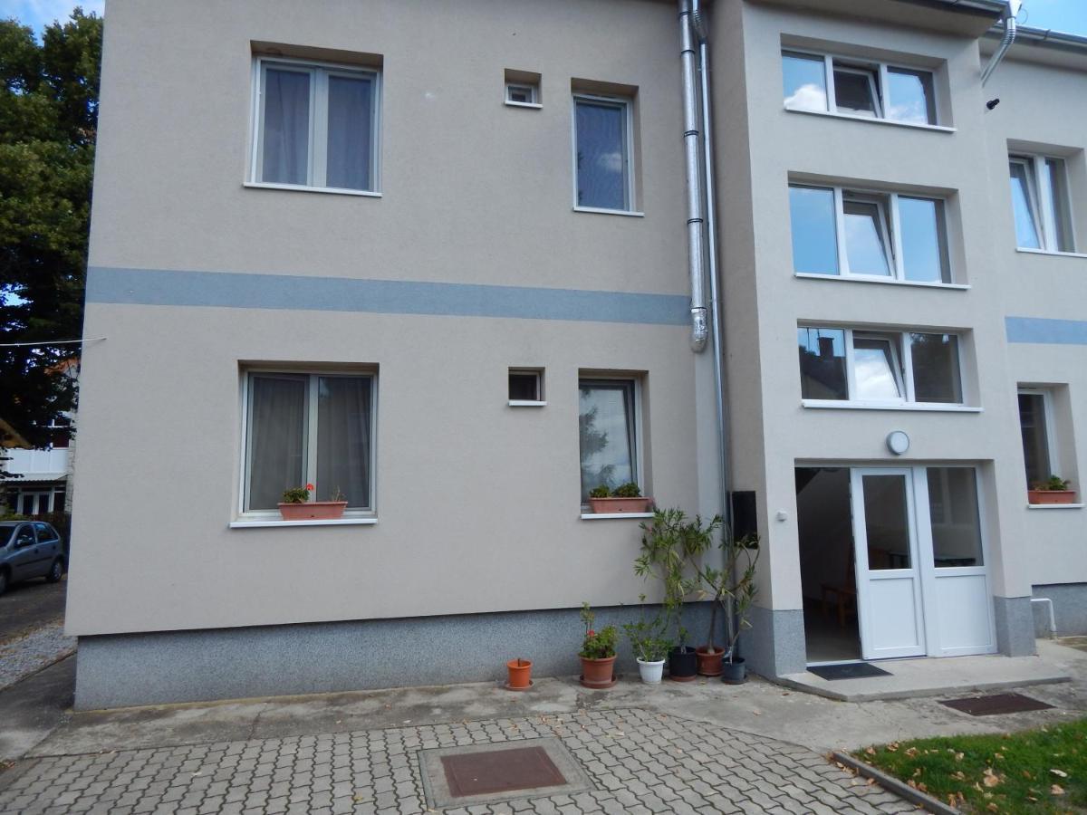 Hajdu Vendeghaz Hotell Hajdúszoboszló Exteriör bild