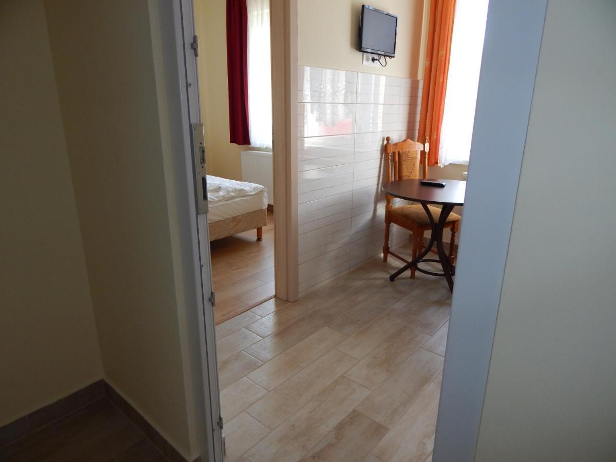 Hajdu Vendeghaz Hotell Hajdúszoboszló Exteriör bild