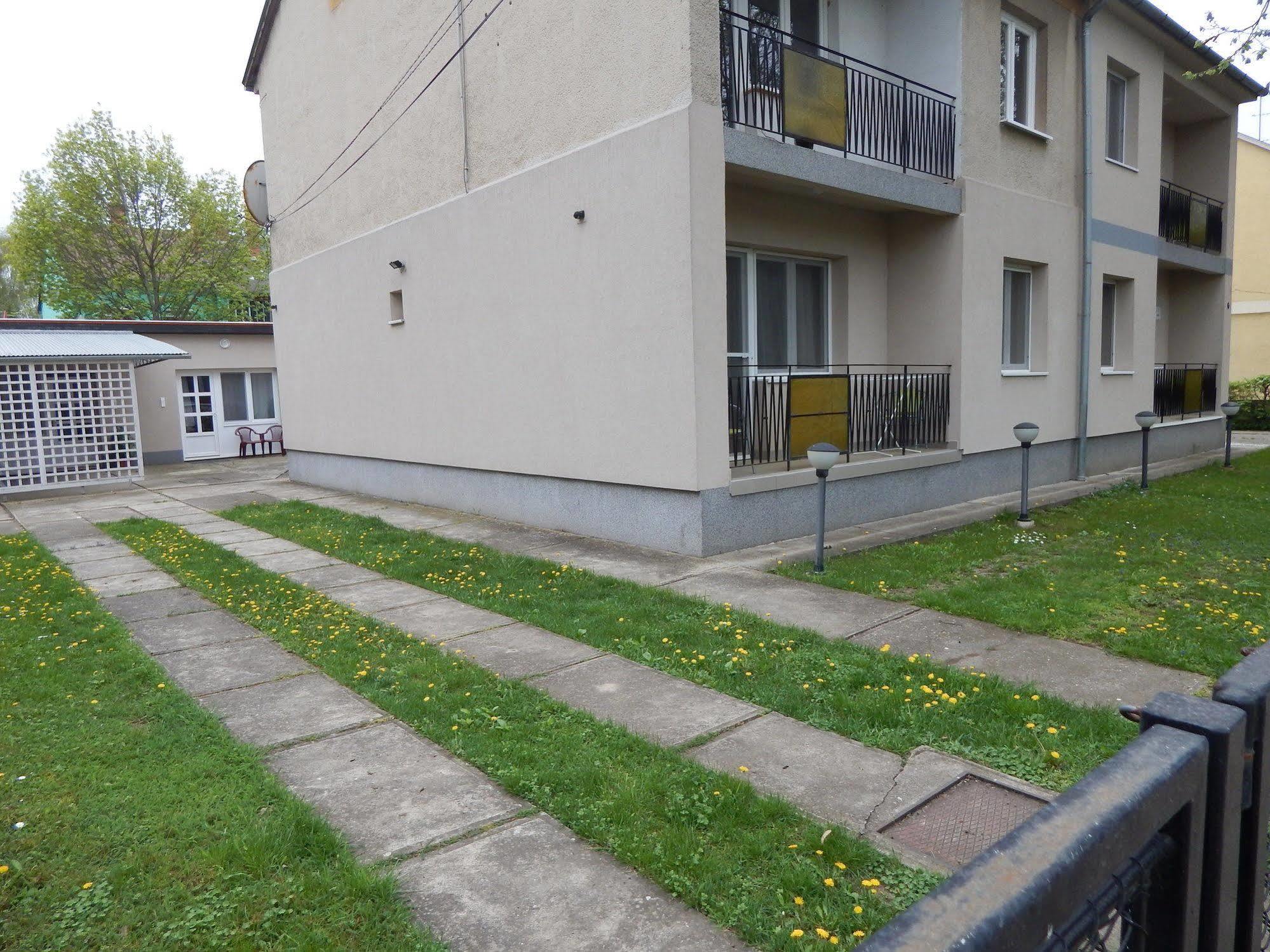 Hajdu Vendeghaz Hotell Hajdúszoboszló Exteriör bild